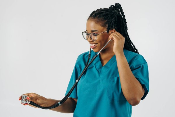 Stressabbau durch atemtechnik: wie gezielte atemübungen ihr wohlbefinden steigern können